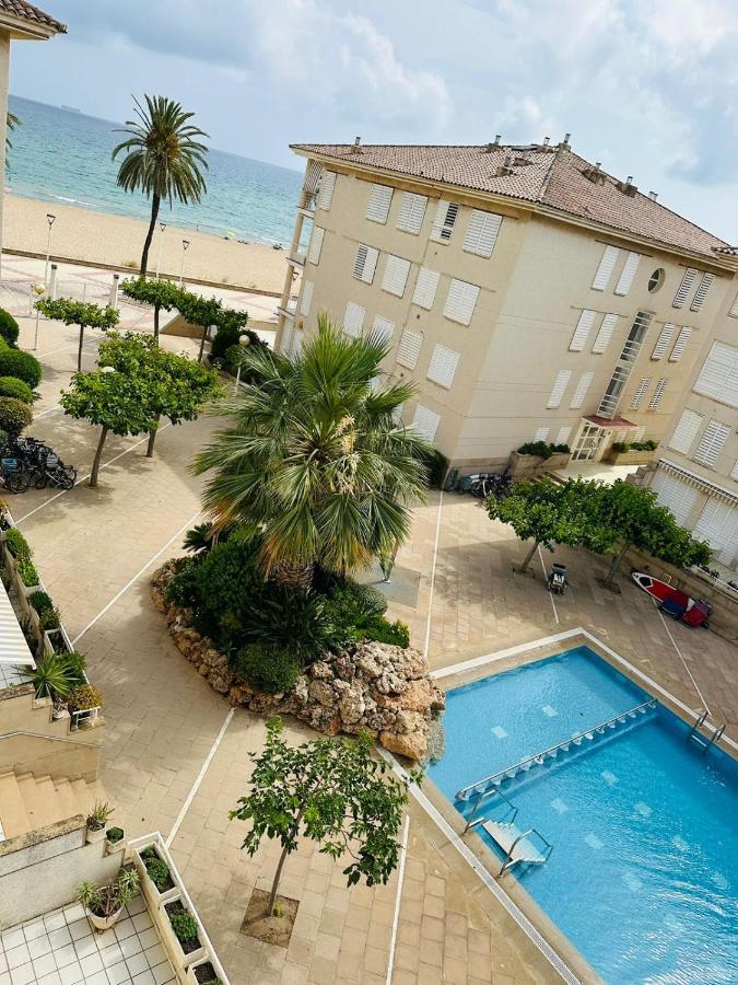 Apartamento Vacaciones En La Playa Calafell El Vendrell Exterior foto