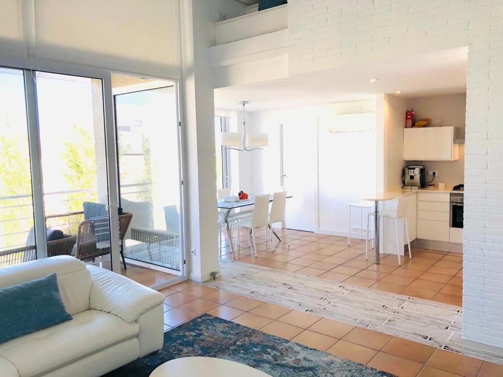 Apartamento Vacaciones En La Playa Calafell El Vendrell Exterior foto